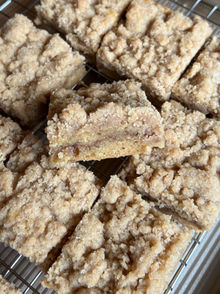 Cinnamon sugar crumb cake