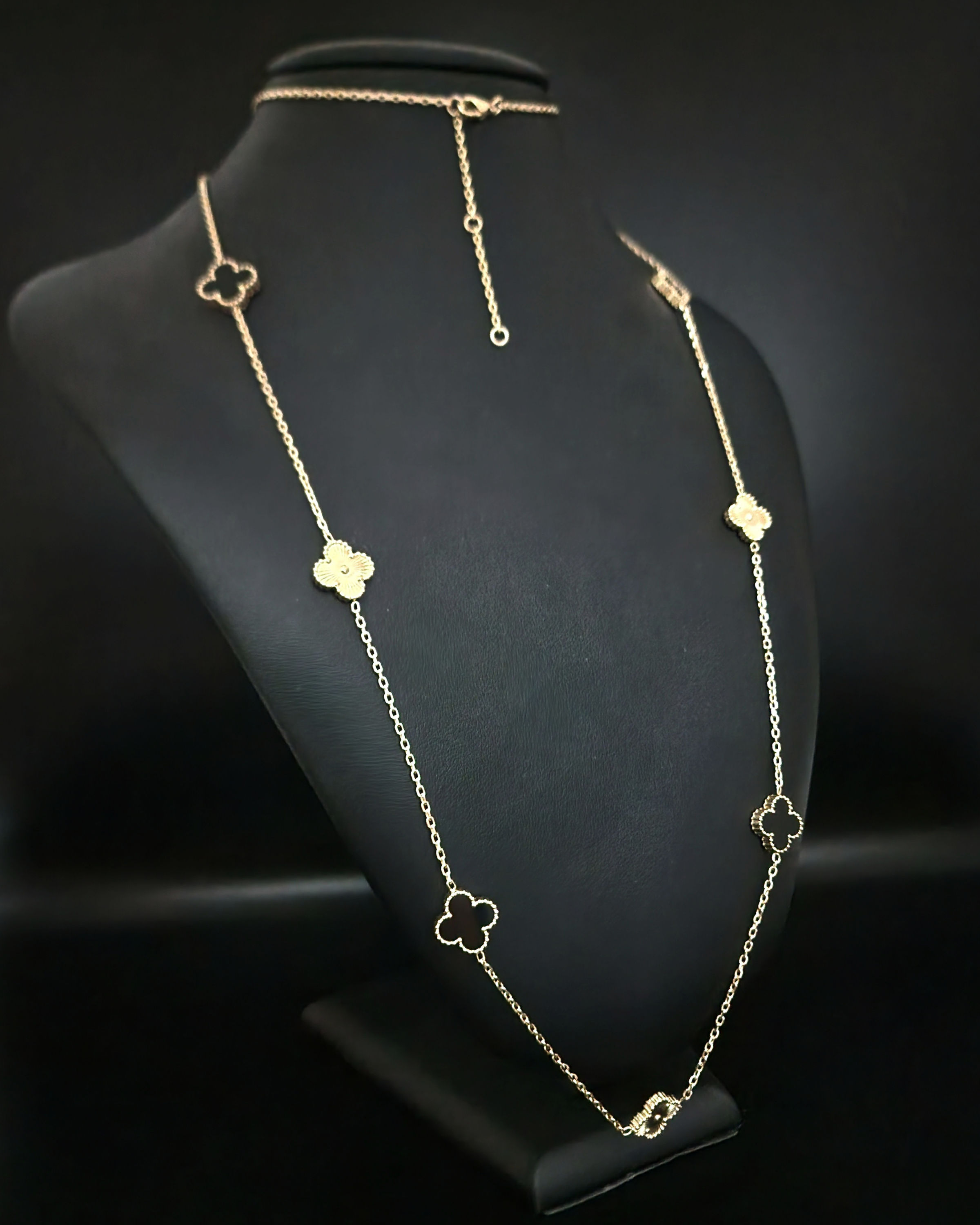 Sautoir en acier inoxydable et résine