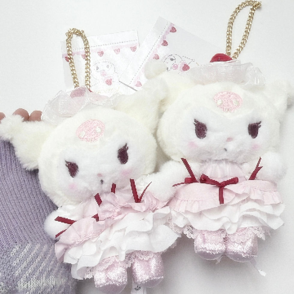 縮圖：[現貨]Sanrio - 草莓蛋糕造型🎂掛件公仔(Kuromi/玉桂狗)