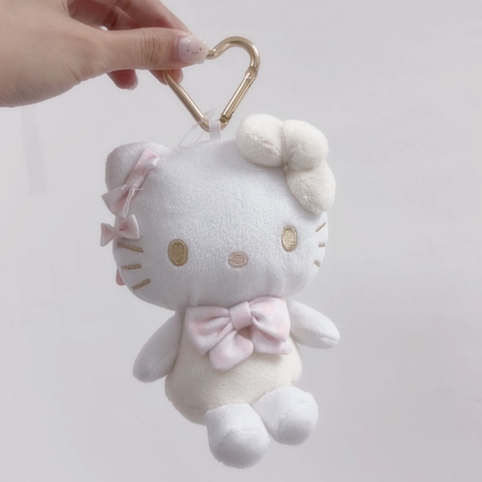 縮圖：[現貨]Sanrio - 白色蝴蝶結系列愛心扣13CM公仔掛件(共4款)