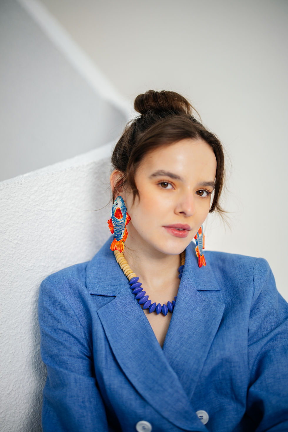 Küçük resim: VOLIN - Suluboya Tarzı Balık Küpeler - S/S '26