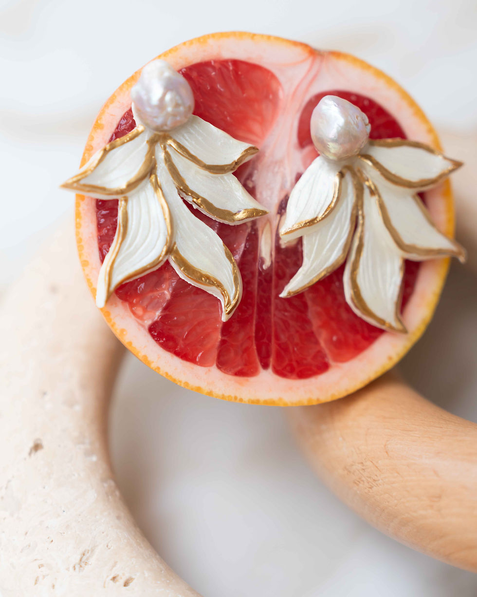 Thumbnail: THALIA II - Pearl Detailed Earring