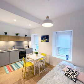 cocooning, rénovation, rénovation, salle de bain, électricité, sanitaire, cuisine sur mesure, peinture ,revêtement de sol, parquet, carrelage, mobilier sur mesure, aménagement extérieur, design, démolition, architecte d'intérieur. 