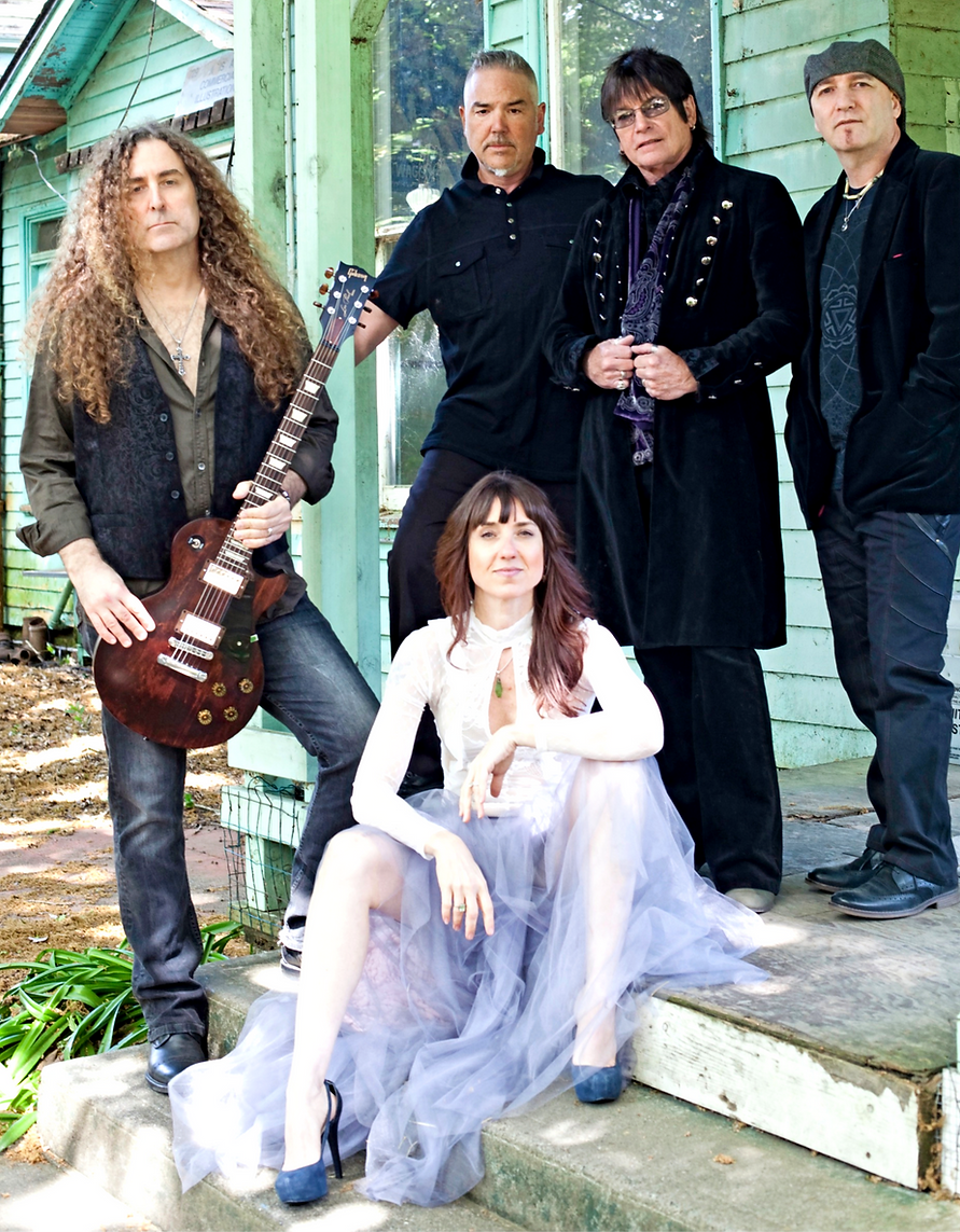Luvplanet band in 2020. Photo by Ross Pelton.