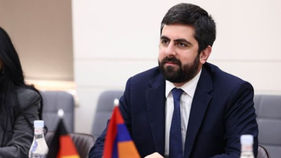 Հայաստանն առաջիկա ամիսներին չի կարող հանրաքվեի դնել մի բան, որը Հայաստանում չի քննարկվել. Խանդանյան