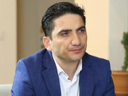 «Օգնության մասին լուրեր լսելիս, նախ իմացեք, թե ով է օգնում ու ինչի համար»․ Նաիրի Հոխիկյանն՝ արցախցիներին