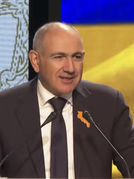 Այսօր էլ հավատացյալ բառի մեջ կա նեգատիվ ընկալում, որովհետև կան հավատացյալներ և կան ուղղակի նորմալ քաղաքացիներ. Փաշինյան