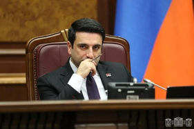 «Հրապարակ»․ Ալեն Սիմոնյանի կադրերը ճամպրուկներն են հավաքում
