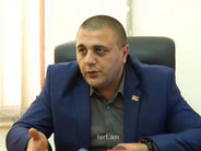 Շիրակում գործում է պետական ծառայությունների անվան տակ գործող ինքնակոչների խումբ. Կարեն Սարուխանյան