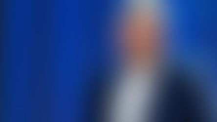 ՍԱՄՎԵԼ ԿԱՐԱՊԵՏՅԱՆԸ ԿՐԿԻՆ ԲԱՆՏՈՒՄ Է