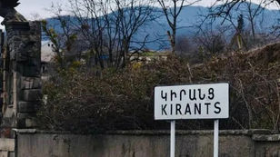 «Հրապարակ». Կիրանցում հեռախոսի էկրաններին գրվում է «Խեյրիմլի»