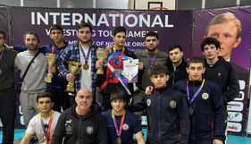 11 спортсменов, 8 медалей: результаты соревнований по борьбе в Кишиневе.