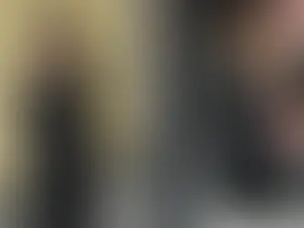 Քիմ Քարդաշյանը սև կրծկալով զարմացրել է Սուրբ Ծննդյան երեկույթի հյուրերին