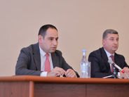 Սանոսյանը շնորհավորել է Արմավիրի նորանշանակ մարզպետին՝ պաշտոնը ստանձնելու կապակցությամբ