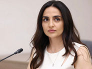 Մեկը մանդատ վերցնելն արդարացնում է, թե դա «զենք է», մյուսը՝ թե «պայքարի միջոց», էդքան «շուստրի» քանի՞ հոգի եք