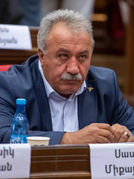 Իմ կարգի մարդը կարո՞ղ է նեղված լինի. Սասուն Միքայելյանը չի ընտրվել Պաշտպանության և անվտանգության հարցերի մշտական հանձնաժողովի նախագահի թեկնածու