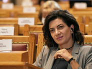 Աննա Հակոբյանն իր ֆինանսական դոնորներին հանձնակատարնե՞ր է նշանակում․ «Hraparak»