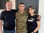 ՏԵՍԱՆՅՈՒԹ. Պատերազմի հերոս Մխիթար Գալեյանի հորը տարել են Կենտրոնի, իսկ մորը՝ Մասիվի ոստիականության…