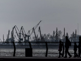 ԴԺՀ-ում գնդակոծությունների հետևանքով հանքափոր ու զինվորական են մահացել