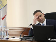 Джип «Мерседес» в 19 лет, недвижимость с халяльной куртиной. Авинян о своём богатстве