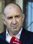 Ռուսամետ նախկին նախագահ Ռումեն Ռադևի կուսակցությունը հաղթել է Բուլղարիայի ընտրություններում