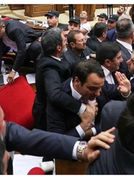 «Ժողովուրդ». Ընդդիմադիր պատգամավորների օգնականները՝ ՔՊ թիրախում. նոր գործընթաց