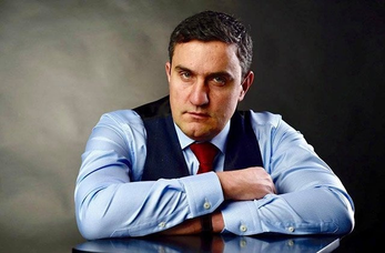 Սա երբևէ իմ ճանաչած ամենաանբարոյական, ստախոս, կեղծավոր ու անսկզբունք արարածն է. Ղազինյան