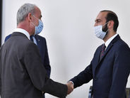 Ադրբեջանը թաքցնում է գերիների իրական թիվը և պահման վայրերը. ԱԳ նախարարը` ԿԽՄԿ փոխնախագահին