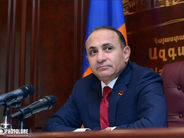 Հովիկ Աբրահամյանի խափանման միջոց տնային կալանքը փոխվել է