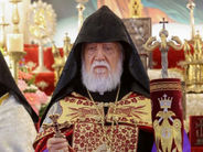 «Ինքնաքանդումի ու ինքնասպանության այս ընթացքը պետք է կա՛նգ առնի»․ Արամ Ա Կաթողիկոսը դատապարտել է Սարդարապատի հուշահամալիրում Հայոց Հայրապետի նկատմամբ պահվածքը