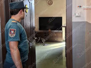 Փրկարարները, բացելով Թումանյան փողոցի շենքերից մեկի բնակարանի դուռը, լոգարանում հայտնաբերել են 32-ամյա տղամարդու մարմինը