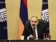 Փաշինյանը Վանաձորում նիստ է արել