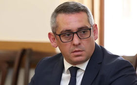 «Ժողովուրդ». Արտյոմ Մեհրաբյանի կարճատև պատգամավորությունը և հայտարարագրերի խճանկարը․ ի՞նչ ունեցվածքով նա հեռացավ ԱԺ–ից
