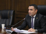 Արտահերթ հայց է ներկայացվել Ռոմանոս Պետրոսյանի դեմ