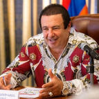 «Մեծարգո պարոն Ծառուկյան, ի տարբերություն այն մարզական աշխարհին ով Ձեզ այս օրերին ուրացավ (արթուր ալեքսանյաններ ու ևայլն), վճռական հայտարարում ենք որ Ձեր կողքին ենք»․ Ուշու-Գունգֆու Ազգային