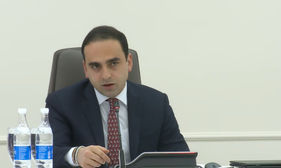 21,000 ծառ ենք տնկել, բայց սոցցանցերում ահասարսուռ վիդեոներ ենք տեսնում, որ Երևանի կանաչ ֆոնդը վերանում է. Տիգրան Ավինյան