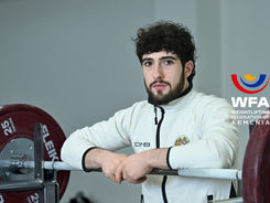 Գառնիկ Չոլակյանը` 2026 թվականի ծանրամարտի Եվրոպայի առաջնության արծաթե մեդալակիր