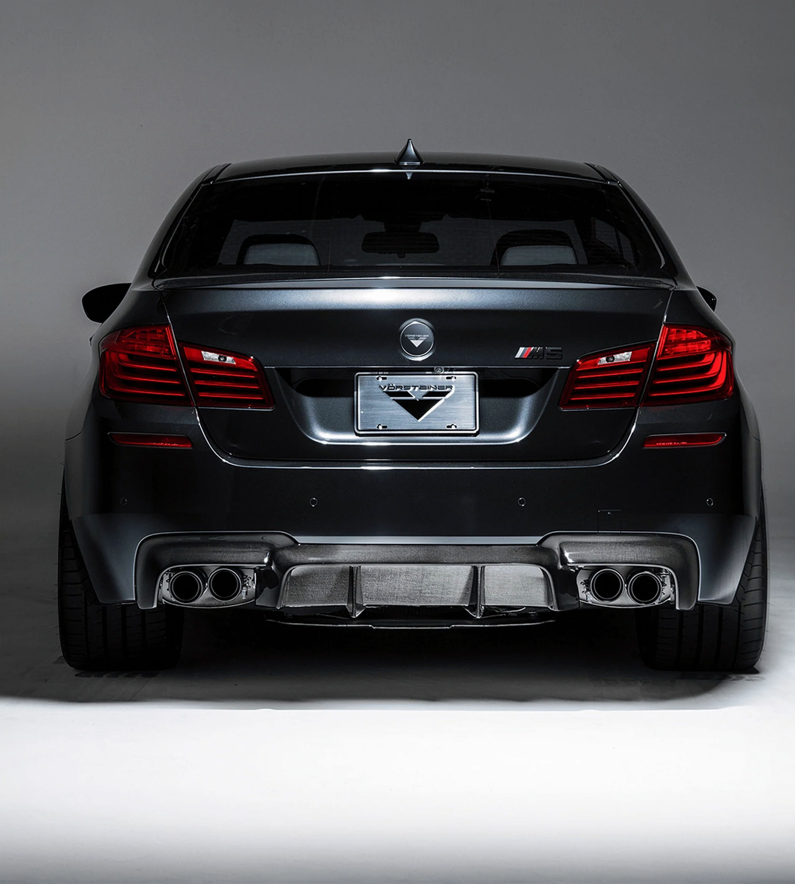 V STYLE CARBON FIBER REAR DIFFUSER - BMW F10 M5