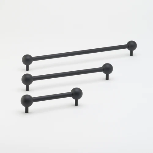 Sphere Pull Black