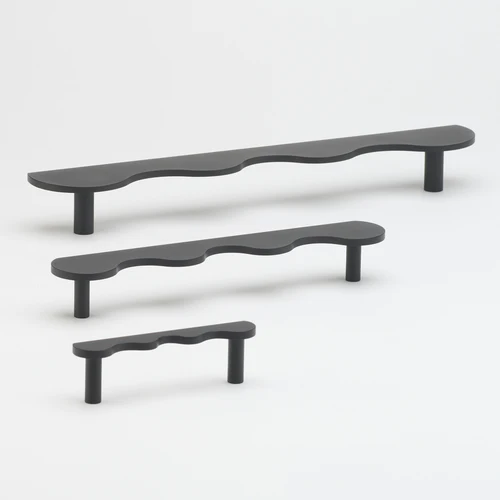 Karu Pull Black