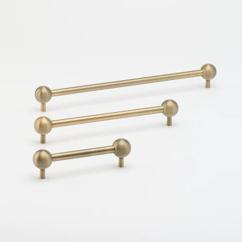 Sphere Pull Aged Brass