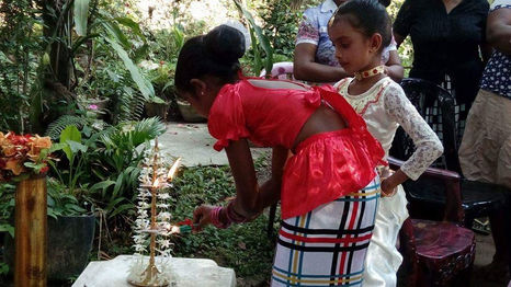 හෙයියන්තුඩුව දකුණ විකසිත කැකුලු ළමා සමාජයේ දරුවන්ගේ දස්කම් බලා ත්යාග ප්රදානය කිරීම.
