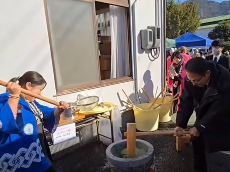 今朝は、気合を入れて玉野市長と#餅つき