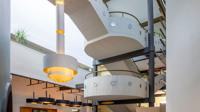 Hiihtolomamatka Pärnuun, 23.-25.2.2024, Hestia Hotel Strand aula, Aarrematkat.