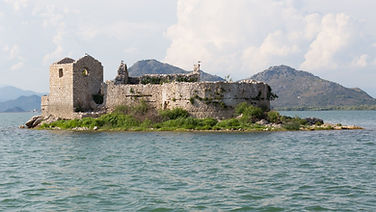 Virpazarin kylä, Skadar-järven kansallispuisto, Montenegro 2024. Aarrematkat.jpg