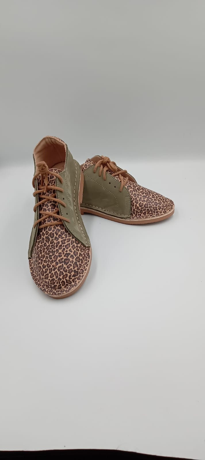 Dallas Leopard Ladies Vellies