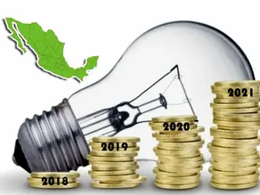 Ilustración con comparativa de aumento en el costo de la luz en México al 2021