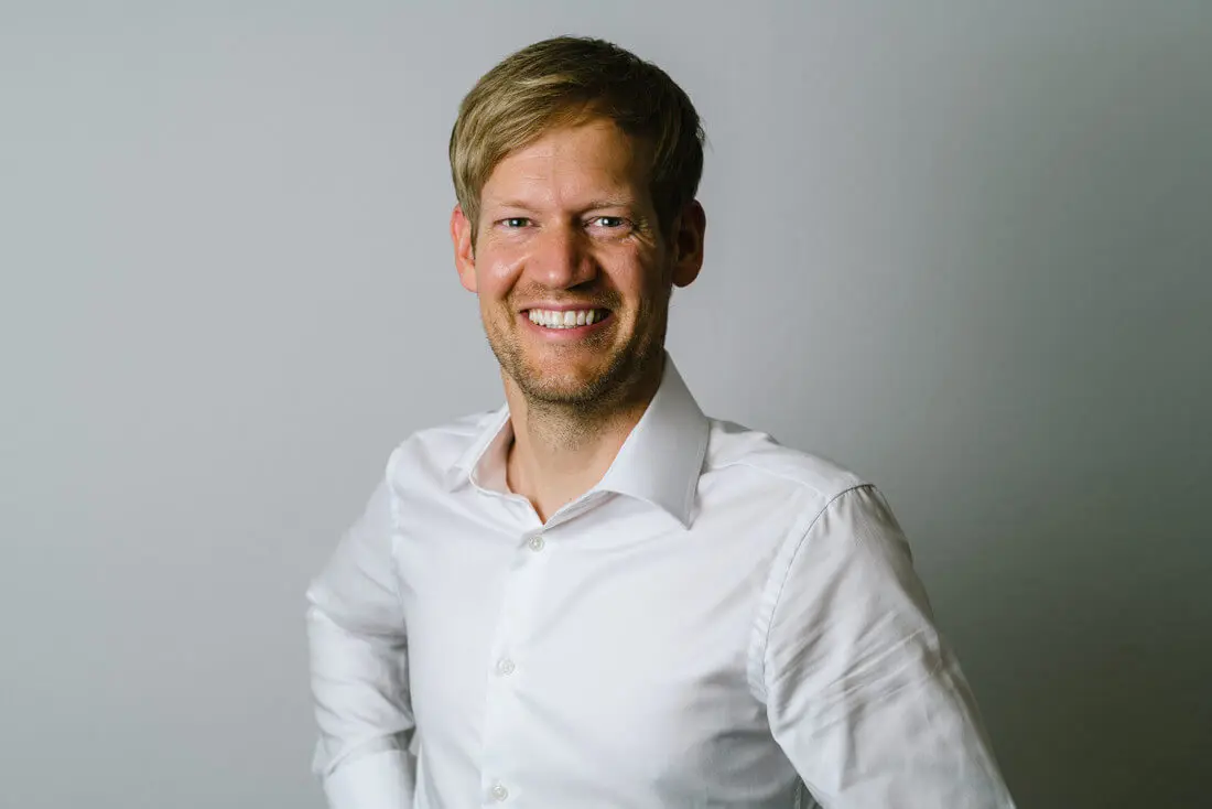 profilfoto-gunnar-huebner.webp