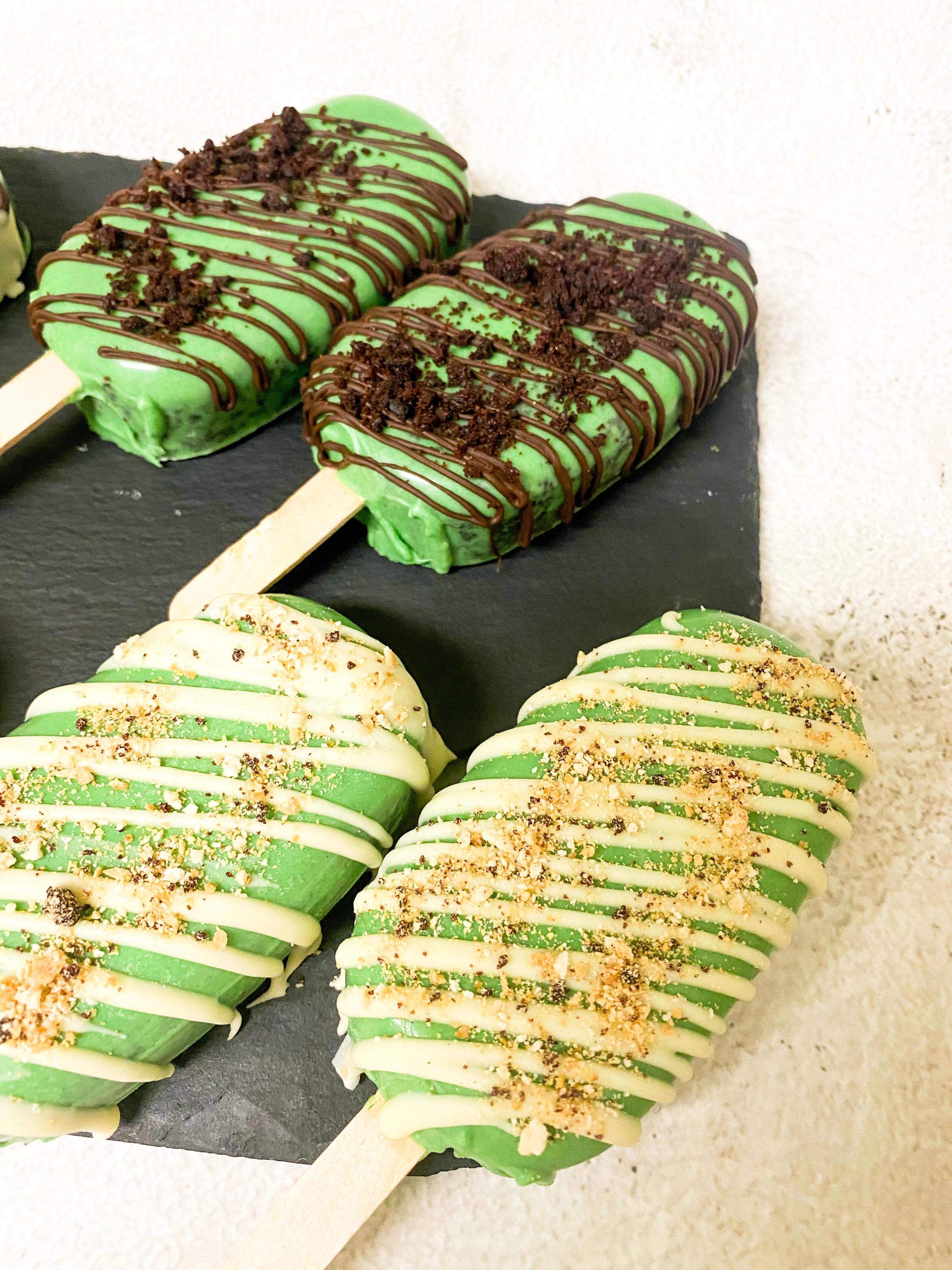 Jungle Themed Cakesicle