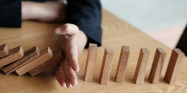 ESTA É A LEl: COLHEMOS O QUE PLANTAMOS